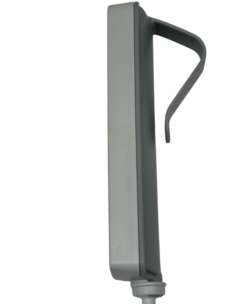 8CE11C05-5DCC-4AAF-910B-8AD4D4853E0F