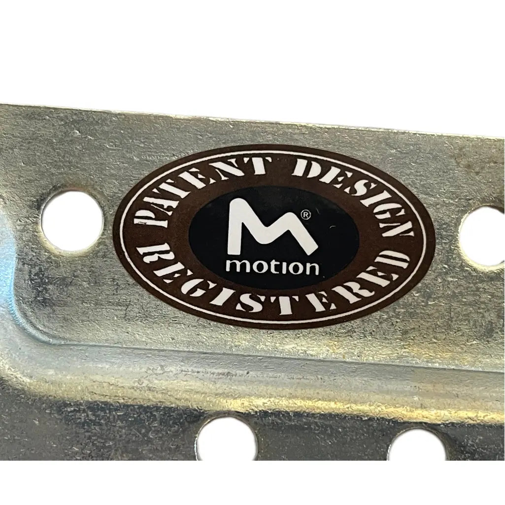 motion manual headrest brackets label